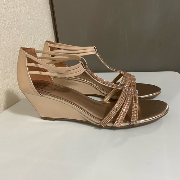 Wedges - Picture 2 of 4